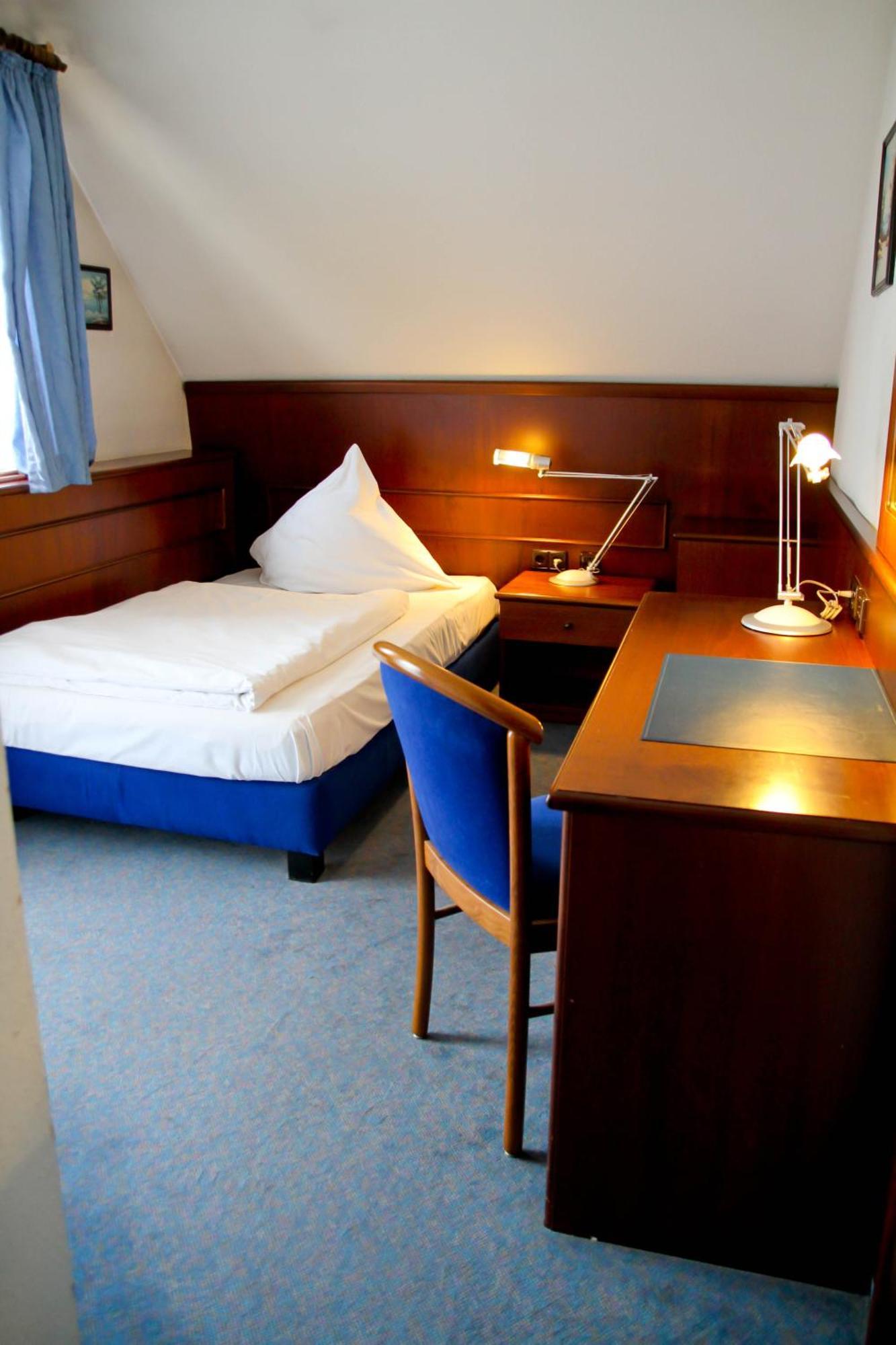 Hotel Garni Italia 3*